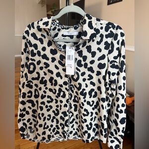Foxcroft Black and White Animal Print Button Down Womens Shirt Non Iron Size 12